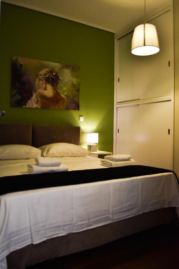 Βright Walled Designed Apt In Glyfada Center Athene Buitenkant foto