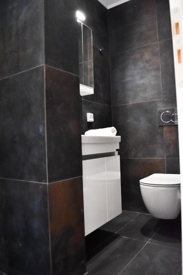 Βright Walled Designed Apt In Glyfada Center Athene Buitenkant foto