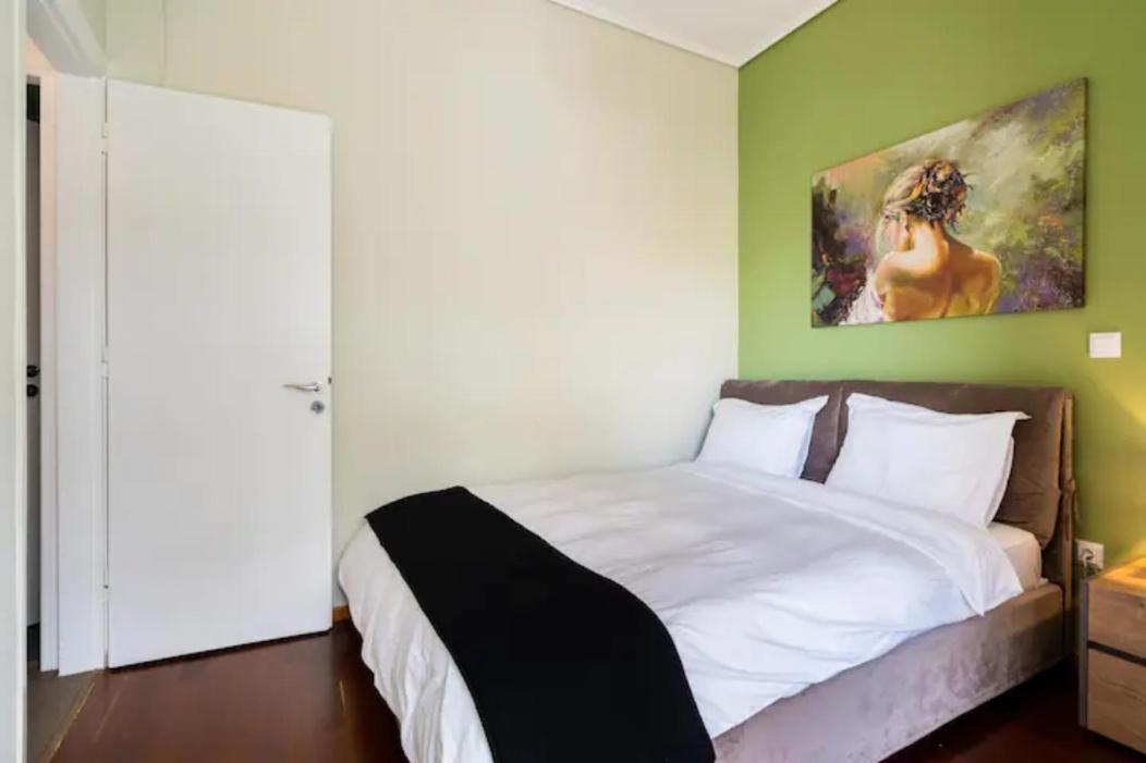 Βright Walled Designed Apt In Glyfada Center Athene Buitenkant foto